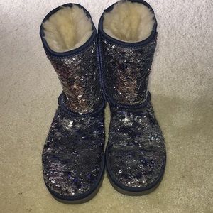 UGG short sequin boot